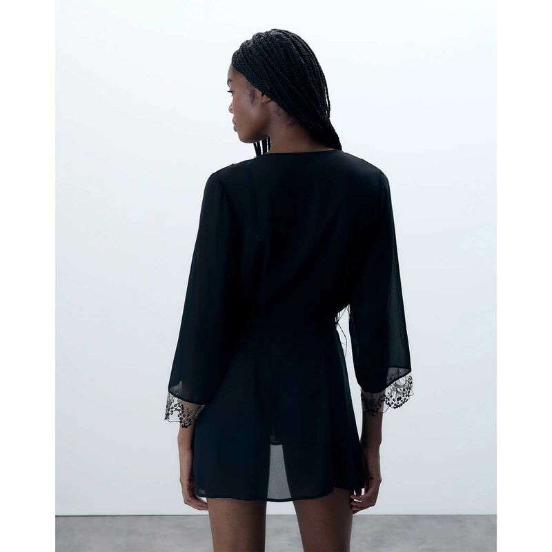 Bluebella Marisa Kimono image number 1